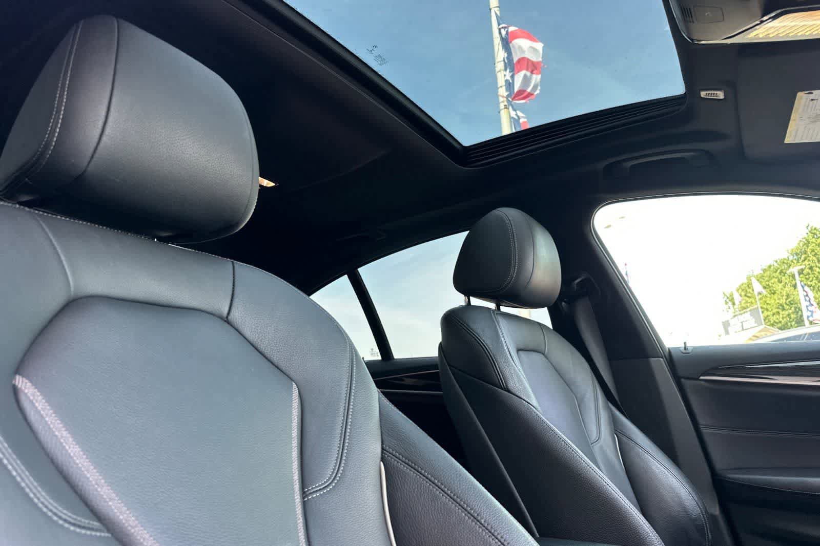 Used 2017 BMW 540i RWD image 18