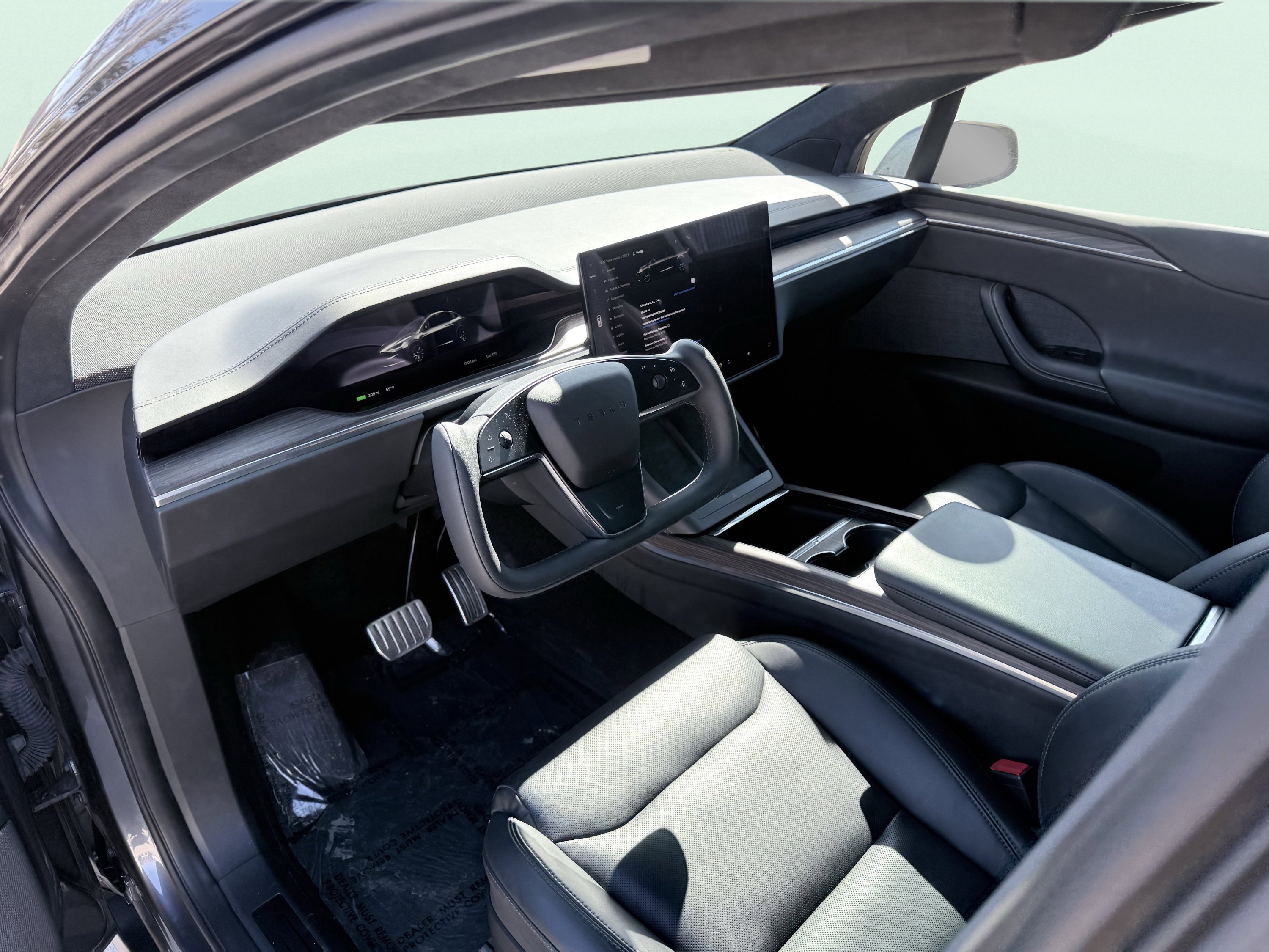 Used 2023 Tesla Model X image 26