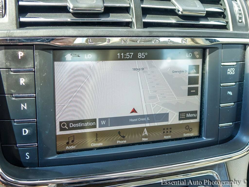 Used 2018 Lincoln Continental Reserve w/ Continental Climate Package AWD/4WD image 16
