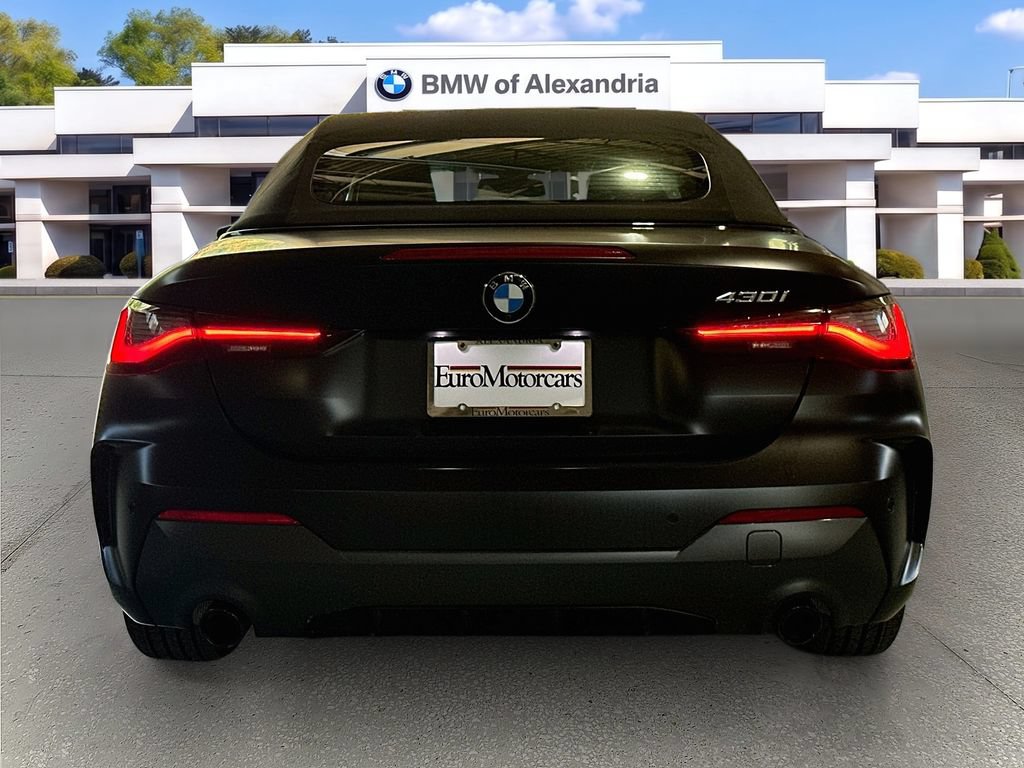Used 2024 BMW 430i Convertible w/ M Sport Package RWD image 6