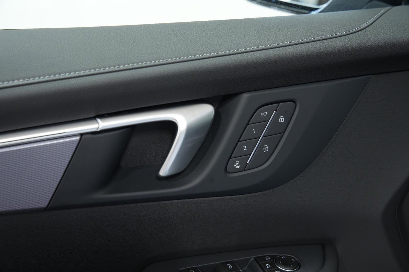 New 2026 Buick Enclave Sport Touring w/ Power Package image 25