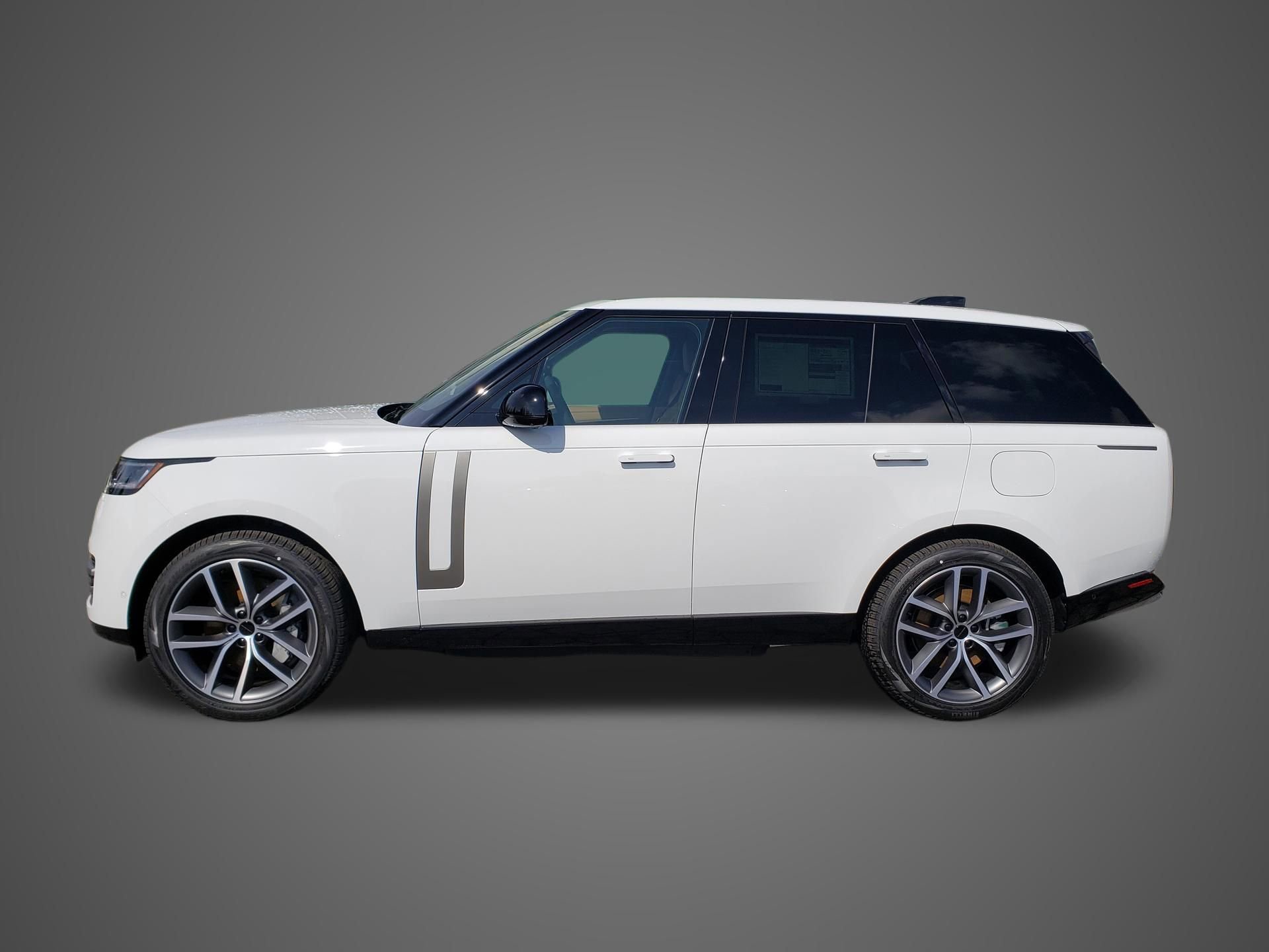 New 2026 Land Rover Range Rover SE image 8