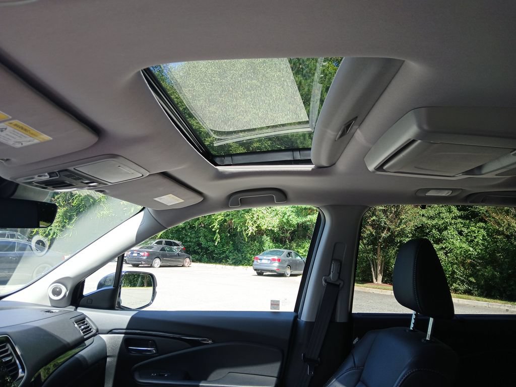 Used 2022 Honda Pilot Elite image 30