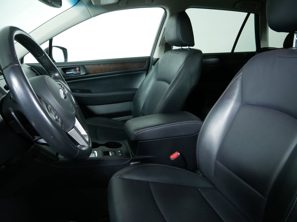 Used 2015 Subaru Outback 3.6R Limited image 12