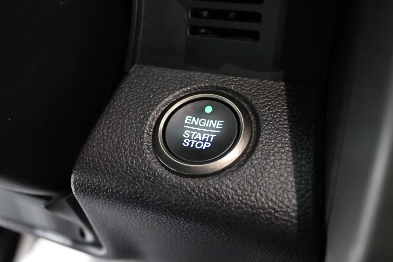 Used 2018 Ford F150 Raptor w/ Equipment Group 802A Luxury AWD/4WD image 19