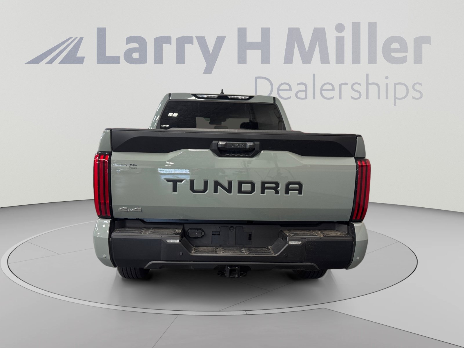 Certified 2026 Toyota Tundra SR5 w/ SR5 Convenience Package AWD/4WD image 4