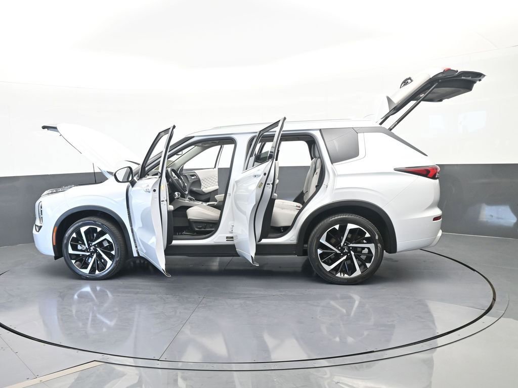 Used 2022 Mitsubishi Outlander SEL image 73