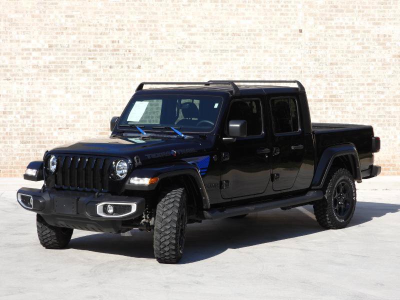 Used 2023 Jeep Gladiator Willys AWD/4WD image 14