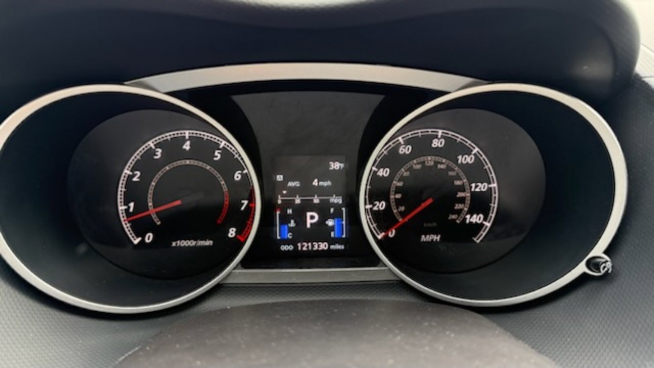 Used 2012 Mitsubishi Outlander SE image 18