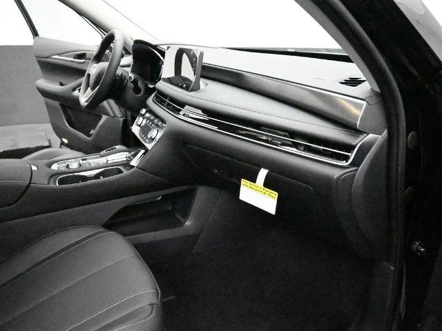 Certified 2025 INFINITI QX60 Luxe image 30