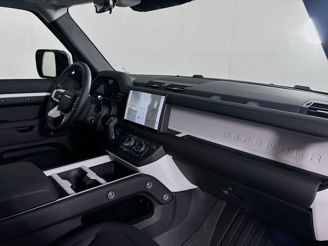 New 2025 Land Rover Defender 110 S AWD/4WD image 26
