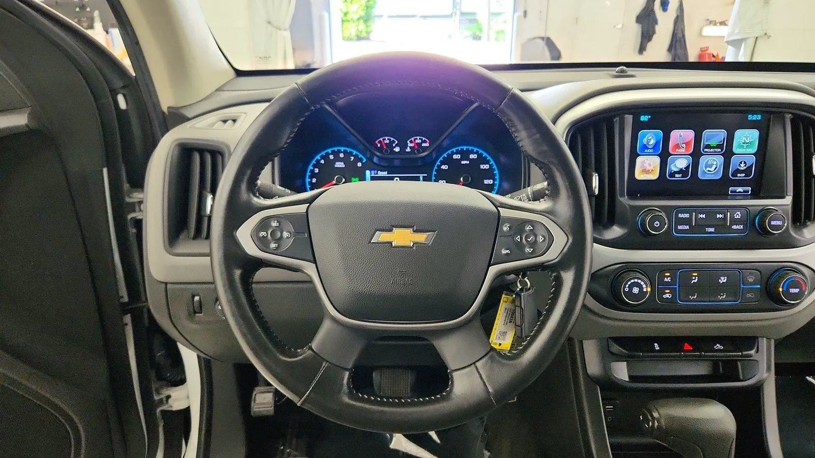 Used 2018 Chevrolet Colorado LT RWD image 25