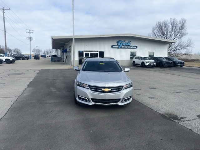 Used 2019 Chevrolet Impala LT w/ LT Leather Package image 3