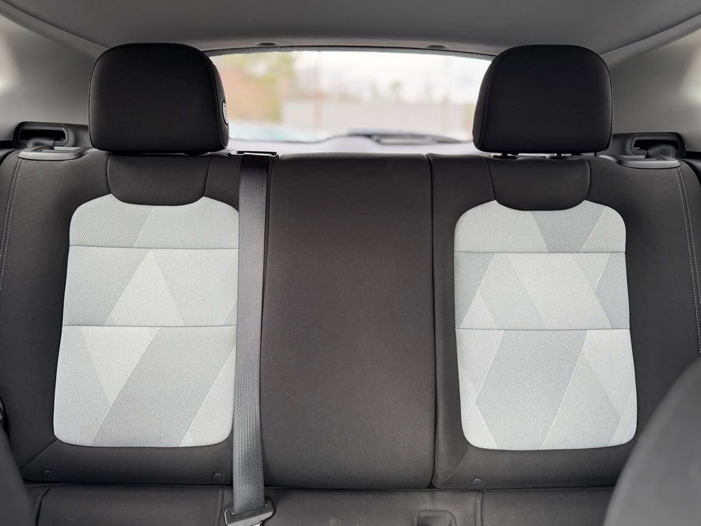 Used 2024 Chevrolet Trax LS w/ LS Convenience Package FWD image 17