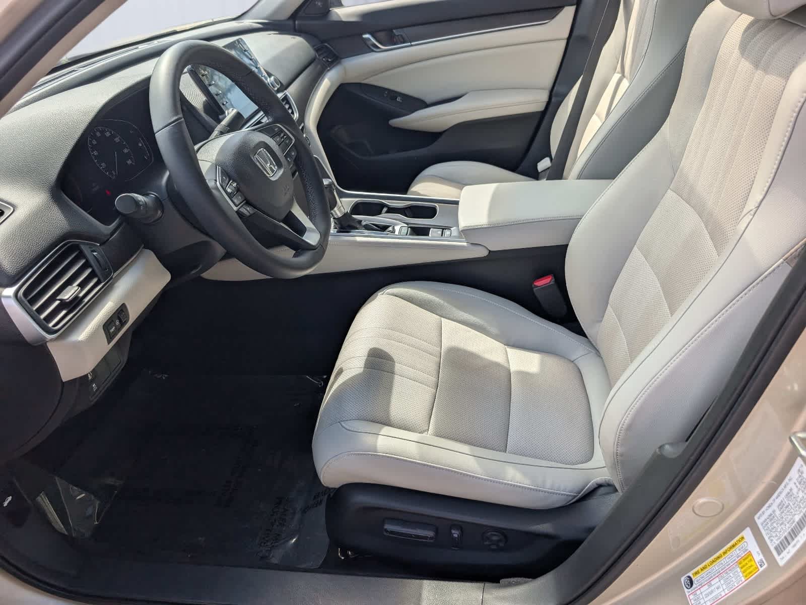 Certified 2018 Honda Accord EX-L image 14