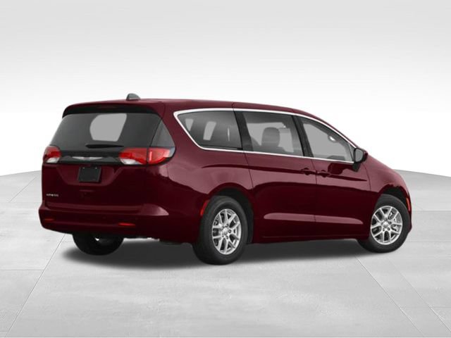 Used 2022 Chrysler Voyager LX FWD image 4