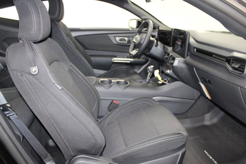 New 2026 Ford Mustang Coupe image 21