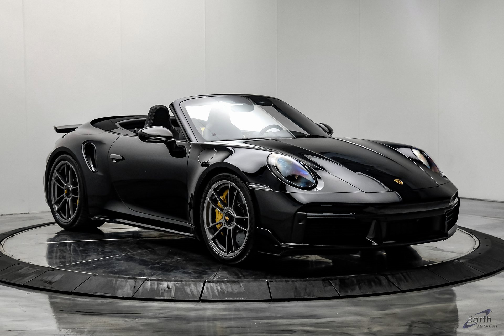 Used 2022 Porsche 911 Turbo S image 26