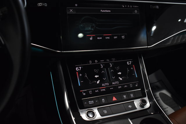 Used 2022 Audi Q8 Premium Plus image 23