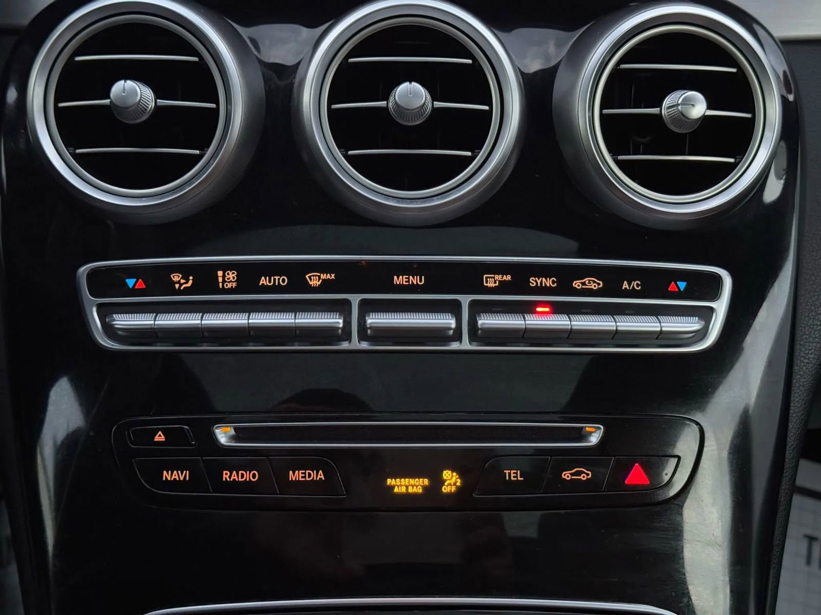 Used 2018 Mercedes-Benz C 300 Coupe image 28