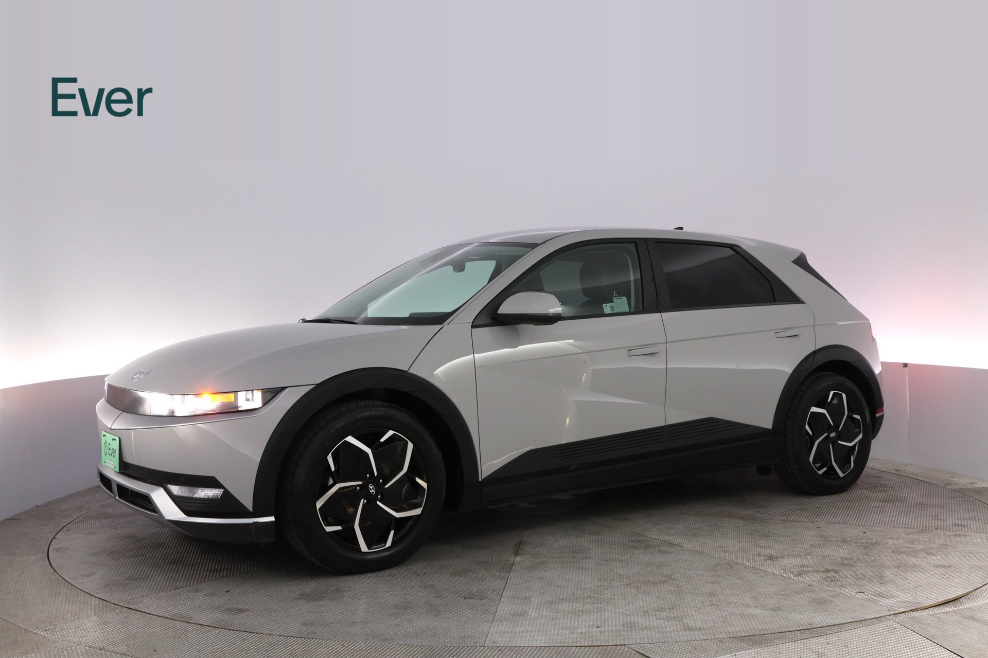 Used 2024 Hyundai Ioniq 5 SEL RWD image 18