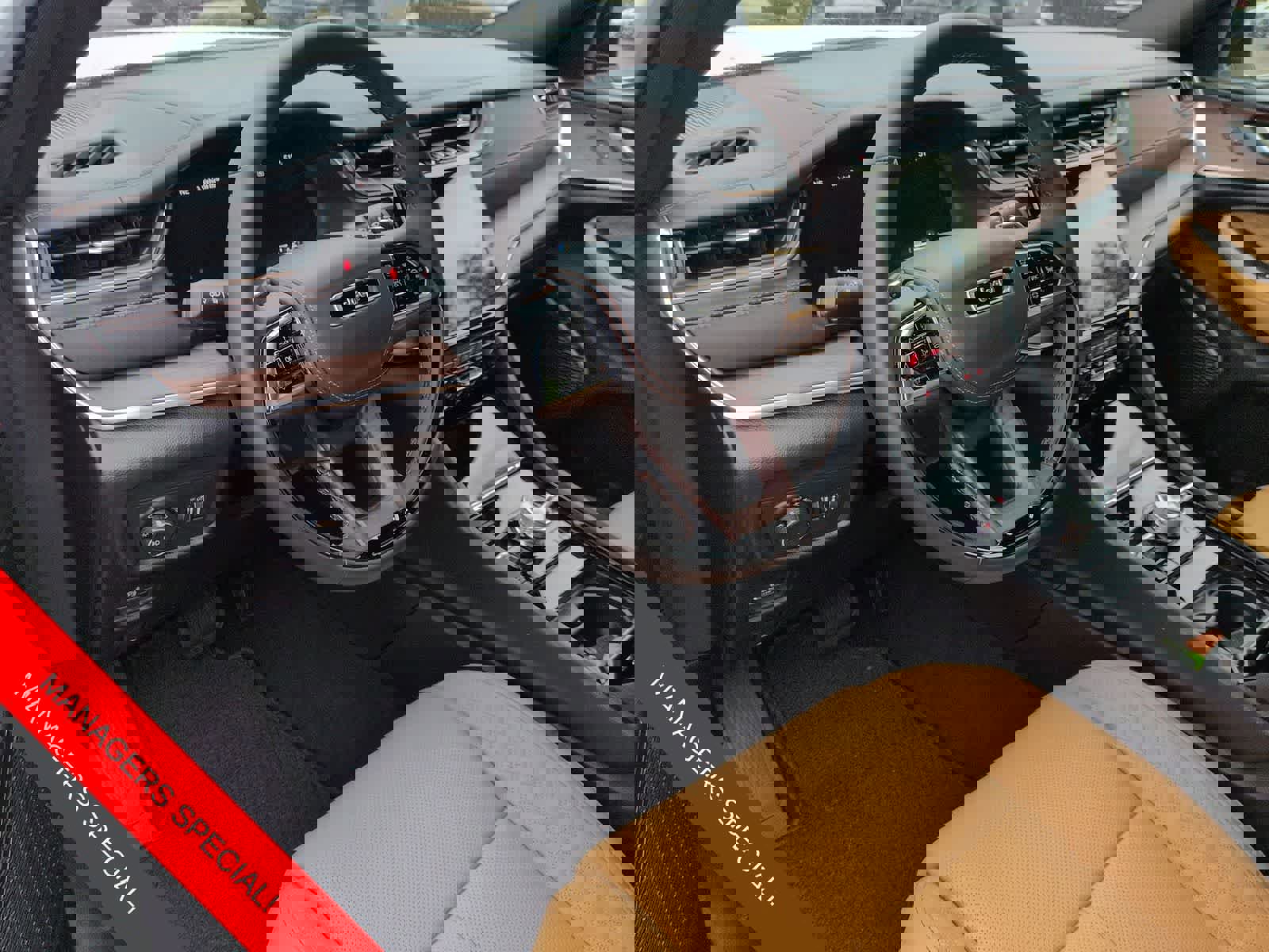 New 2025 Jeep Grand Cherokee Summit image 10