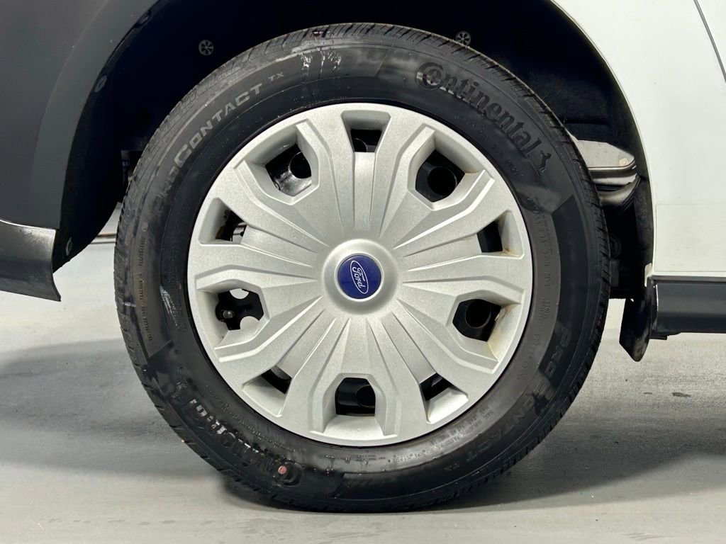 Used 2020 Ford Transit Connect XL image 31