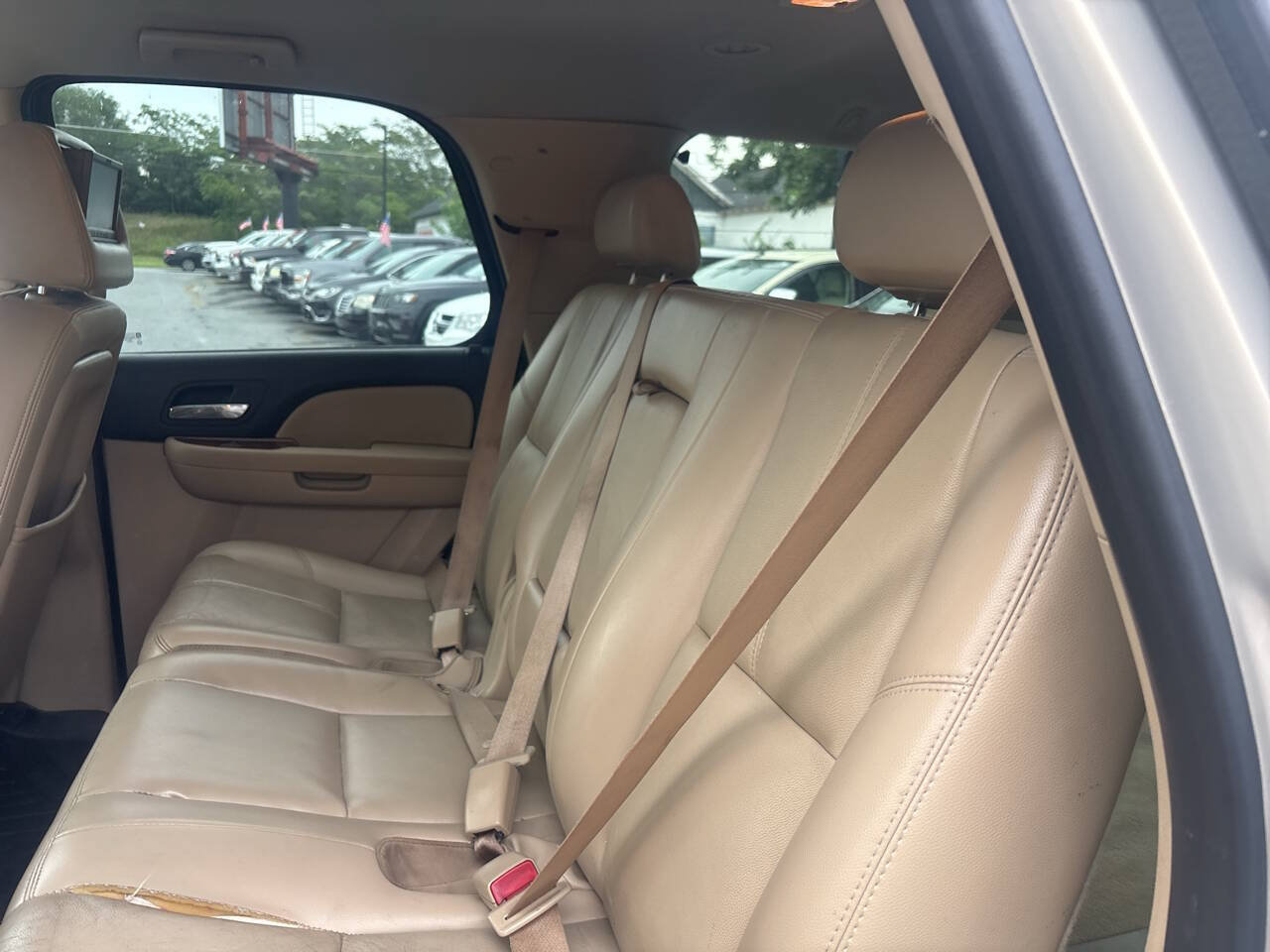 Used 2007 Chevrolet Tahoe LT w/ LT Preferred Equipment Group RWD image 14