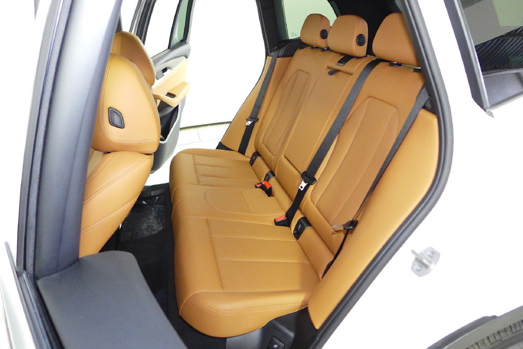Used 2024 BMW X3 sDrive30i w/ Convenience Package RWD image 21