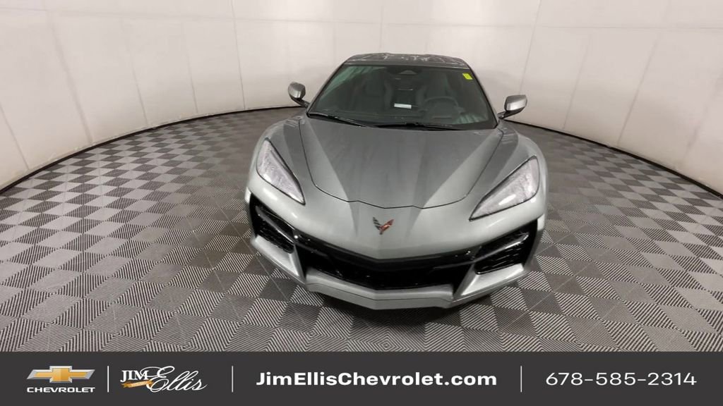 Used 2024 Chevrolet Corvette Z06 image 3