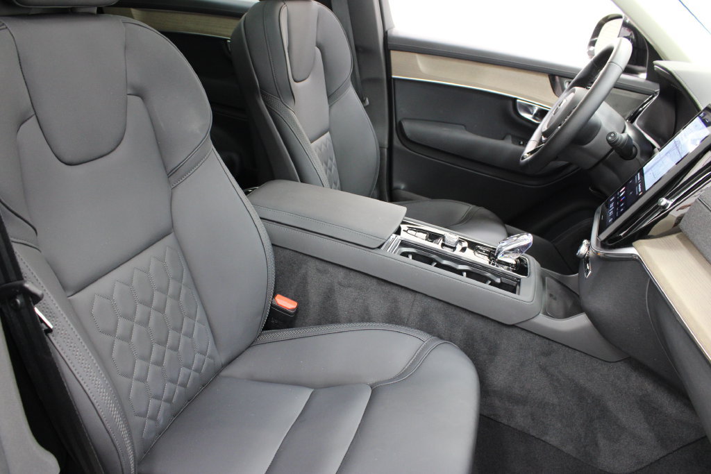 Used 2026 Volvo XC90 B6 Plus AWD/4WD image 27