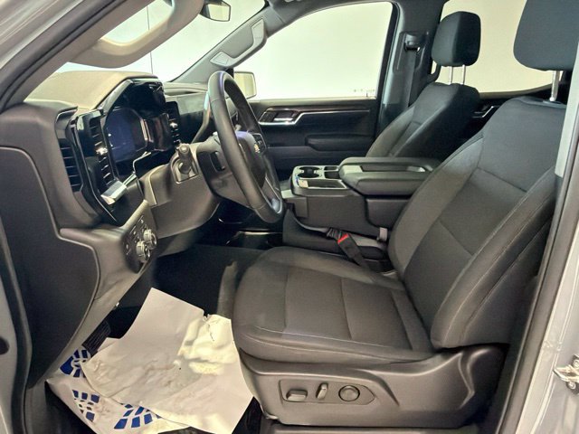 Used 2024 Chevrolet Silverado 1500 LT AWD/4WD image 13