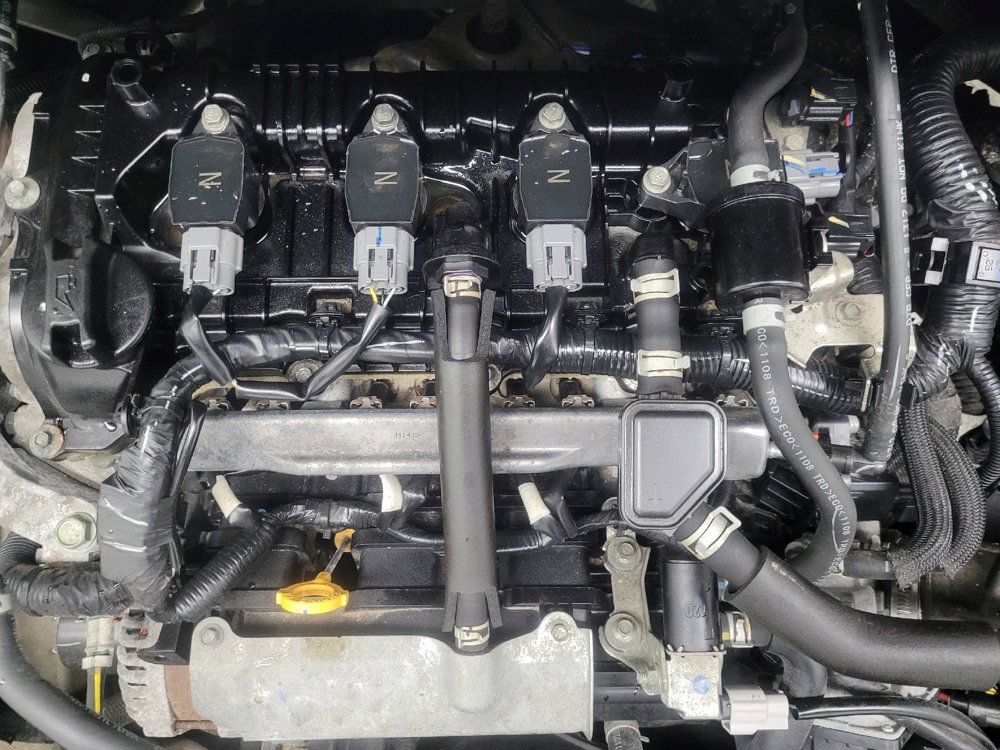 Used 2021 Nissan Versa SV image 30