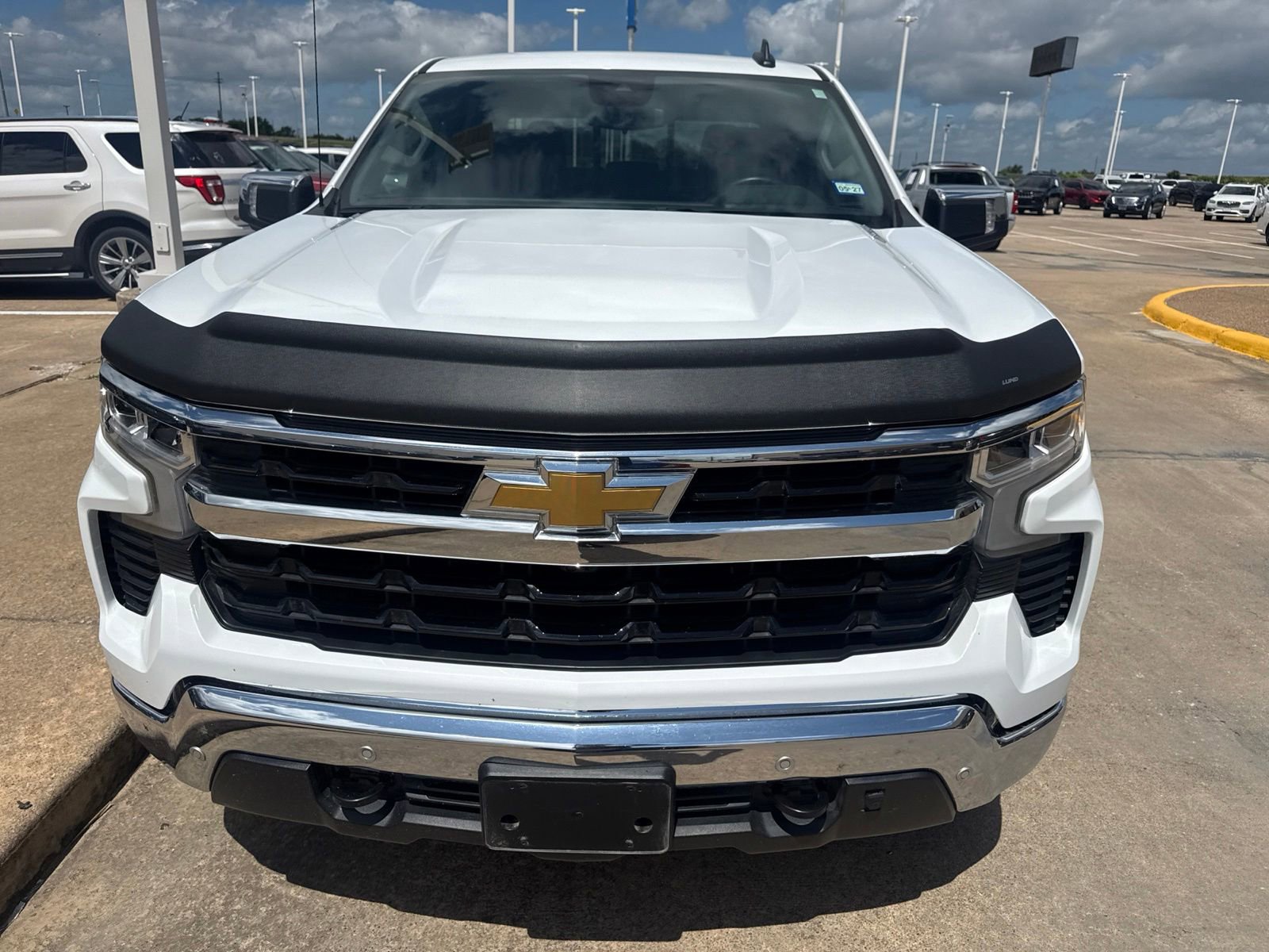 Used 2025 Chevrolet Silverado 1500 LT w/ Texas Edition Plus RWD image 8