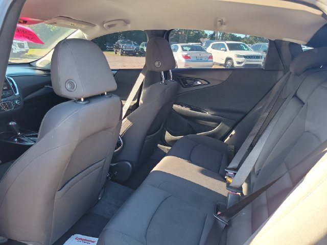 Used 2020 Chevrolet Malibu LT FWD image 30