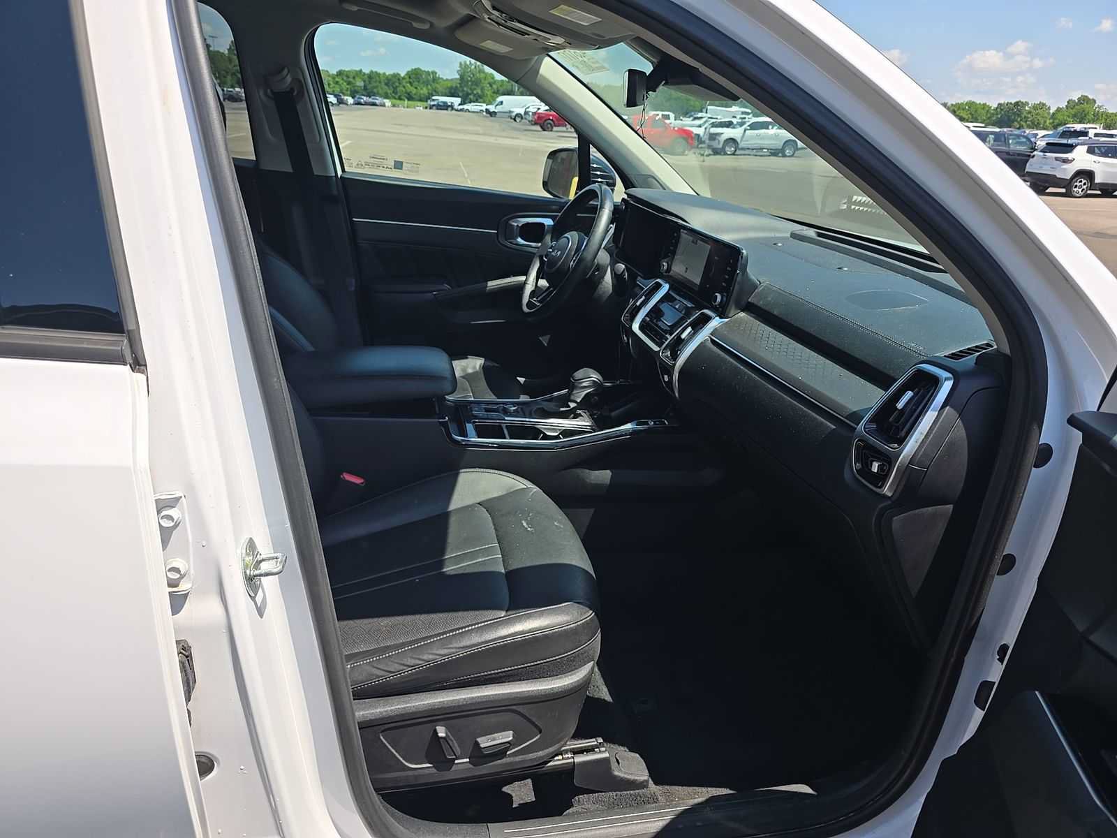 Used 2023 Kia Sorento SX AWD/4WD image 20