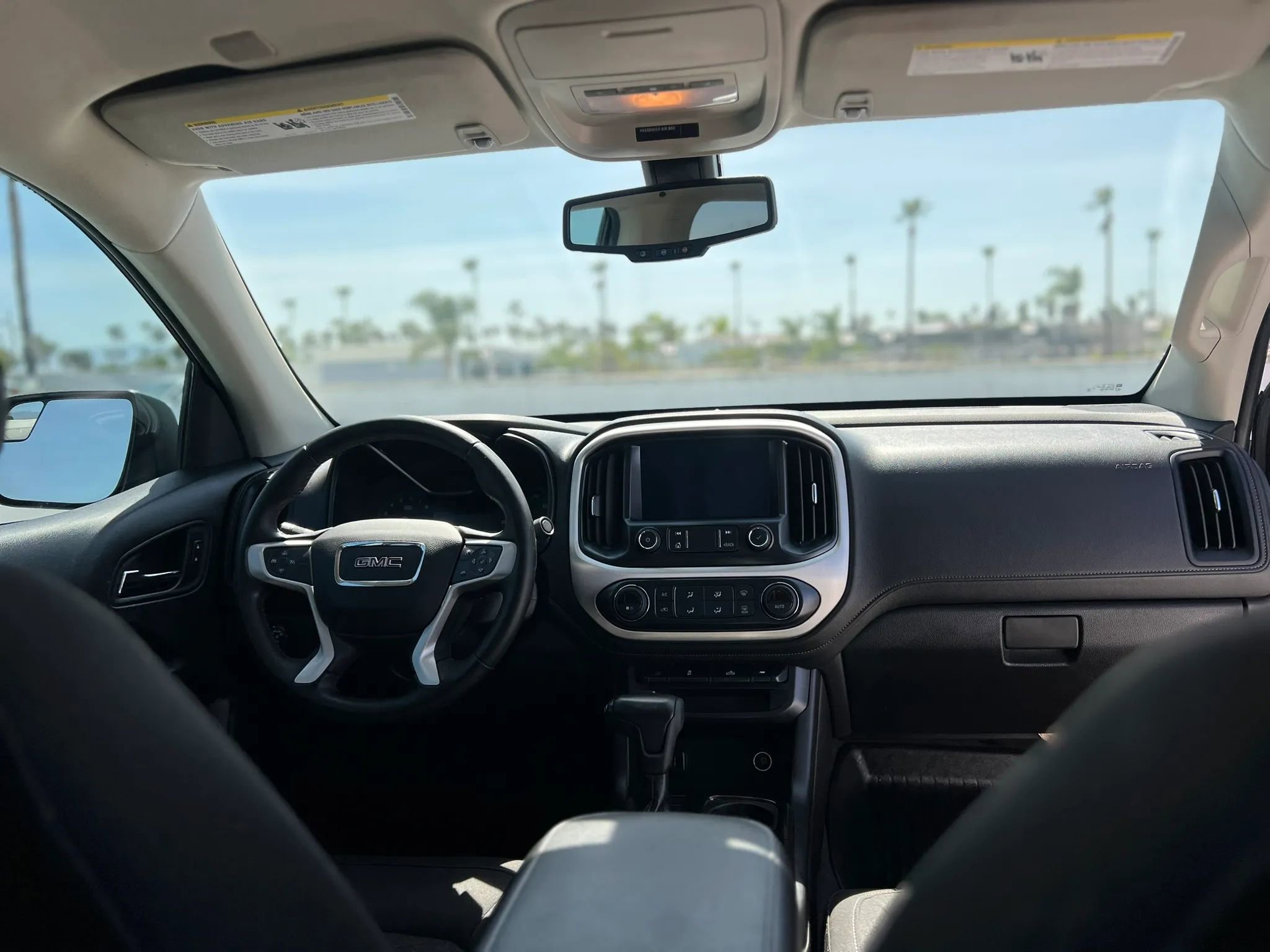Used 2019 GMC Canyon SLE w/ Elevation Edition image 16