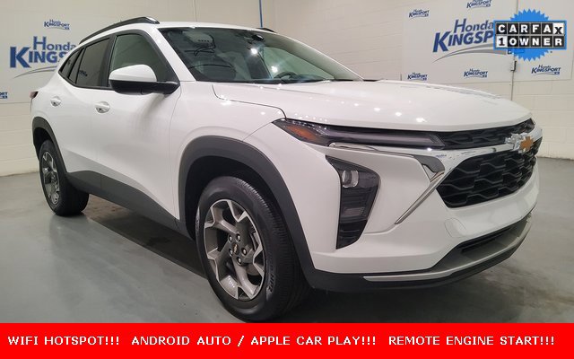 Used 2024 Chevrolet Trax LT image 2