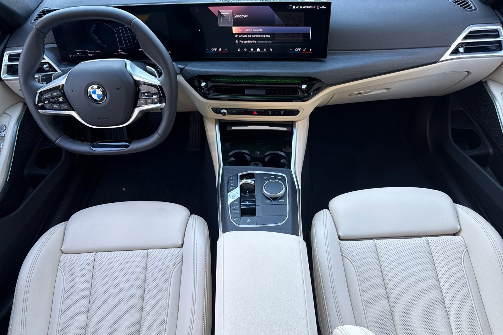 Used 2025 BMW 330i Sedan w/ Premium Package image 17