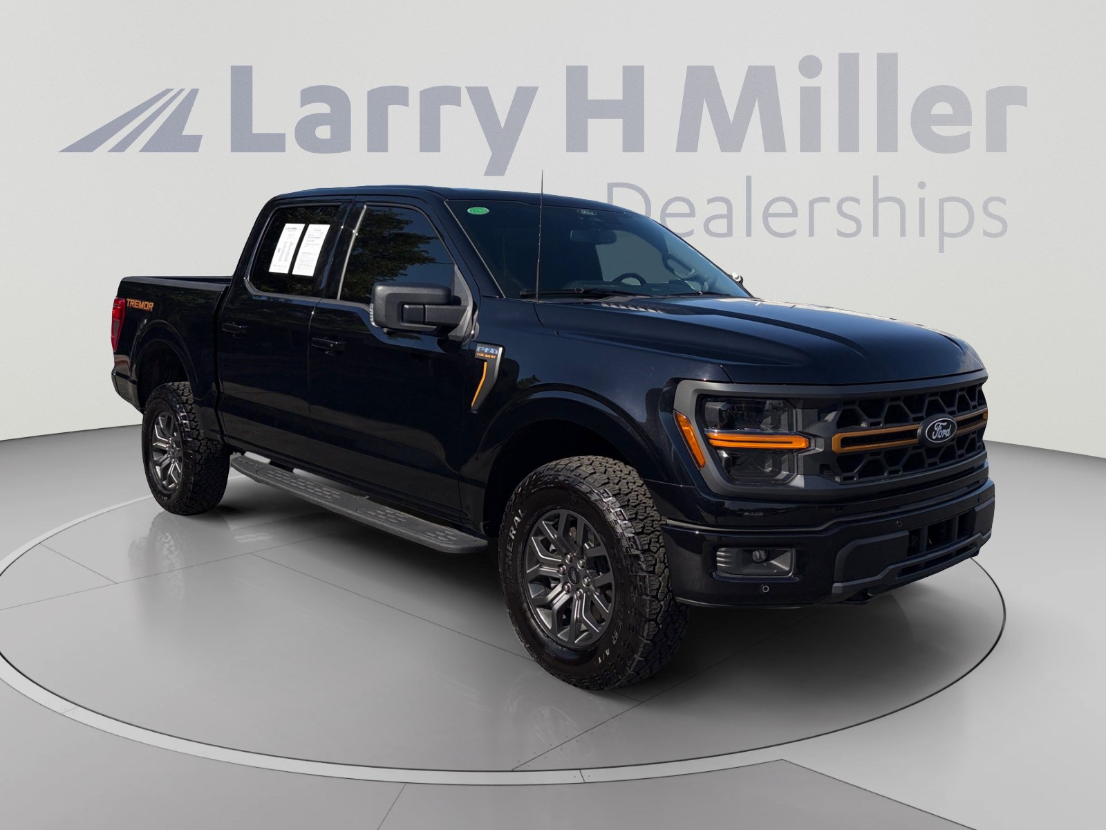 Used 2025 Ford F150 Tremor w/ Mobile Office Package AWD/4WD image 7