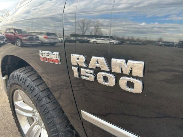 Used 2017 RAM 1500 Classic SLT w/ SLT Plus D￩cor Group image 48