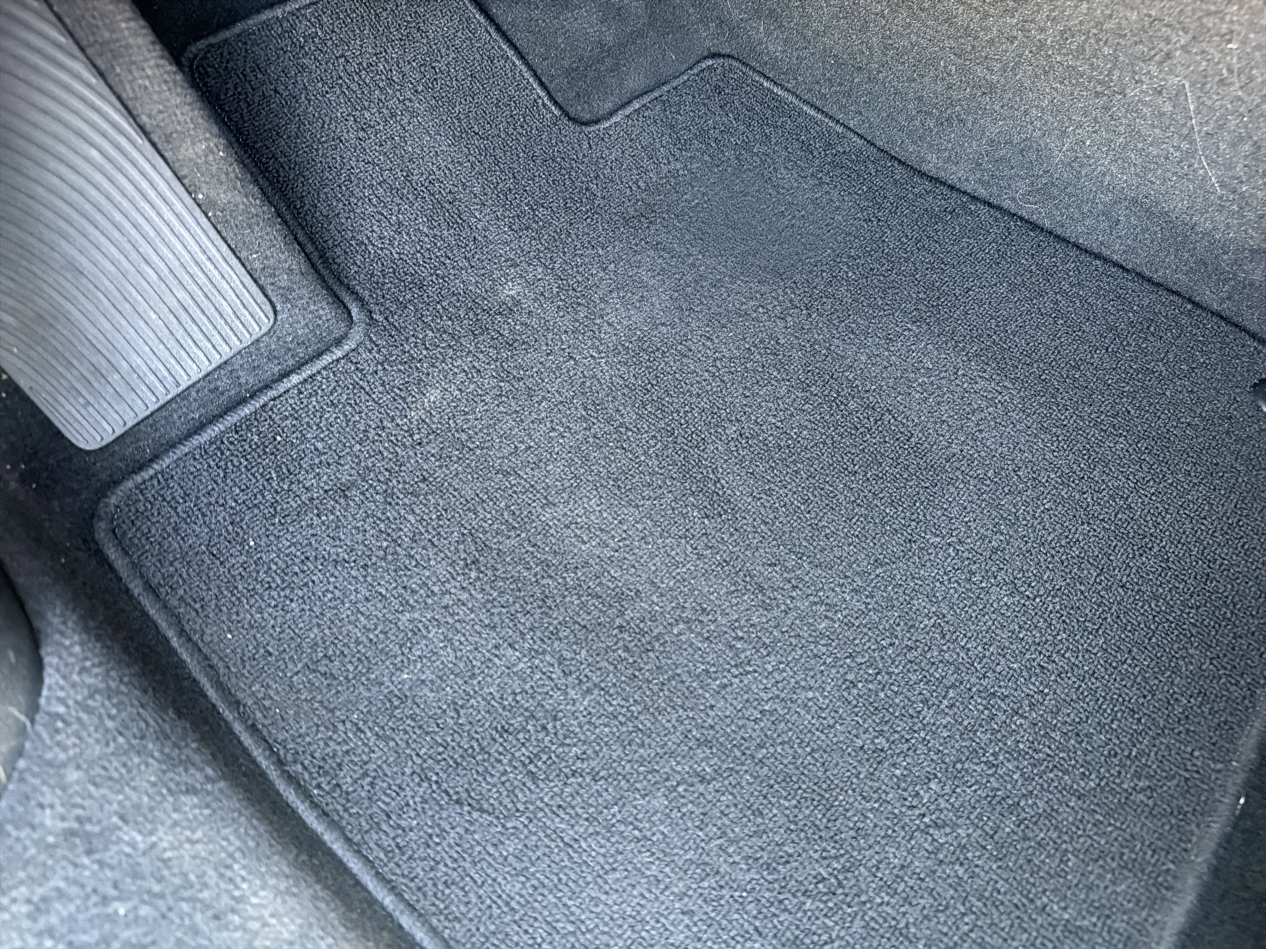 Certified 2024 Acura MDX FWD w/ Technology Package image 17