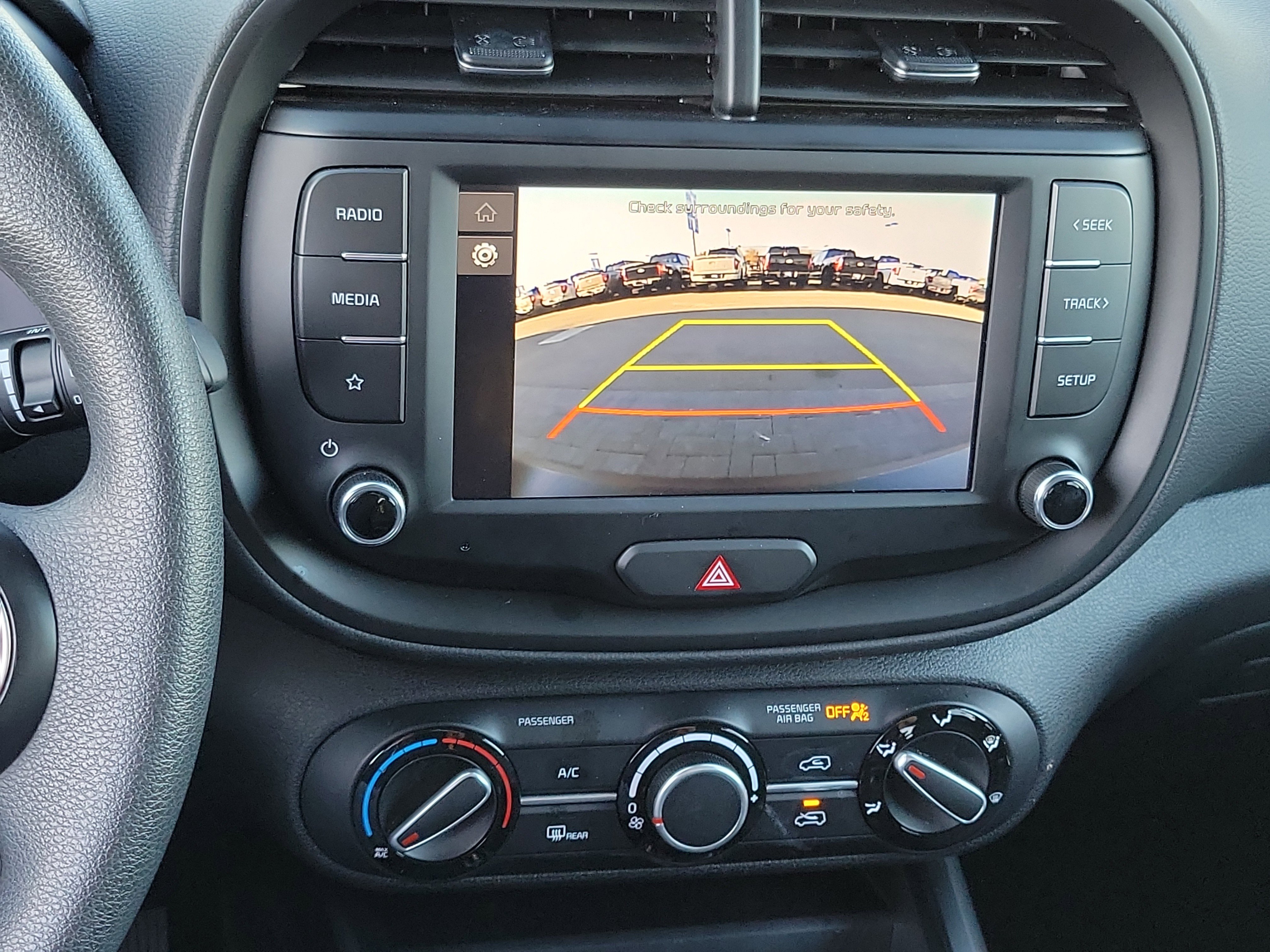 Used 2025 Kia Soul LX image 11