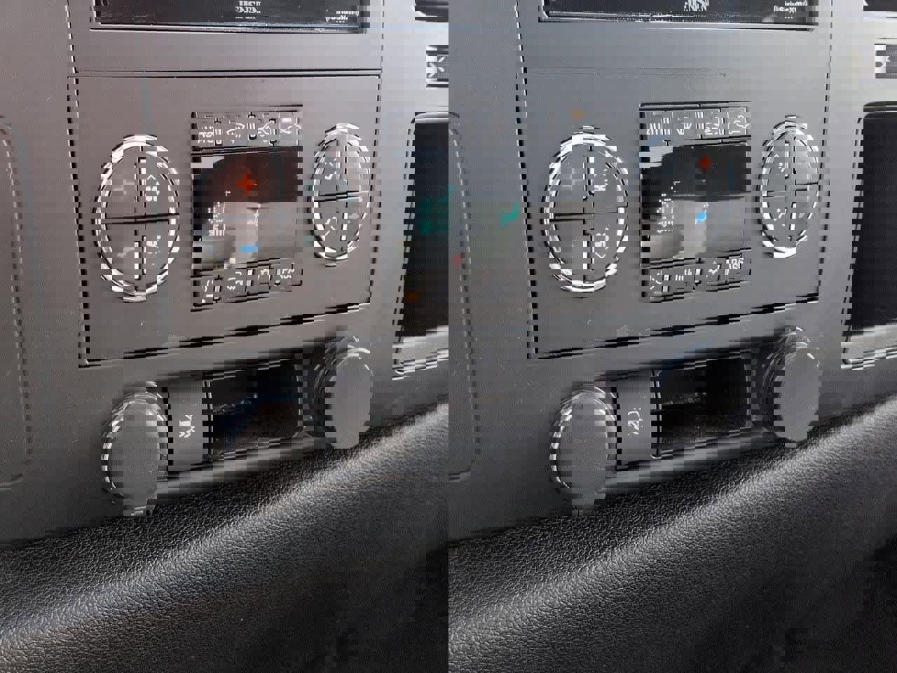 Used 2009 Chevrolet Silverado 1500 LT w/ Power Pack Plus image 26