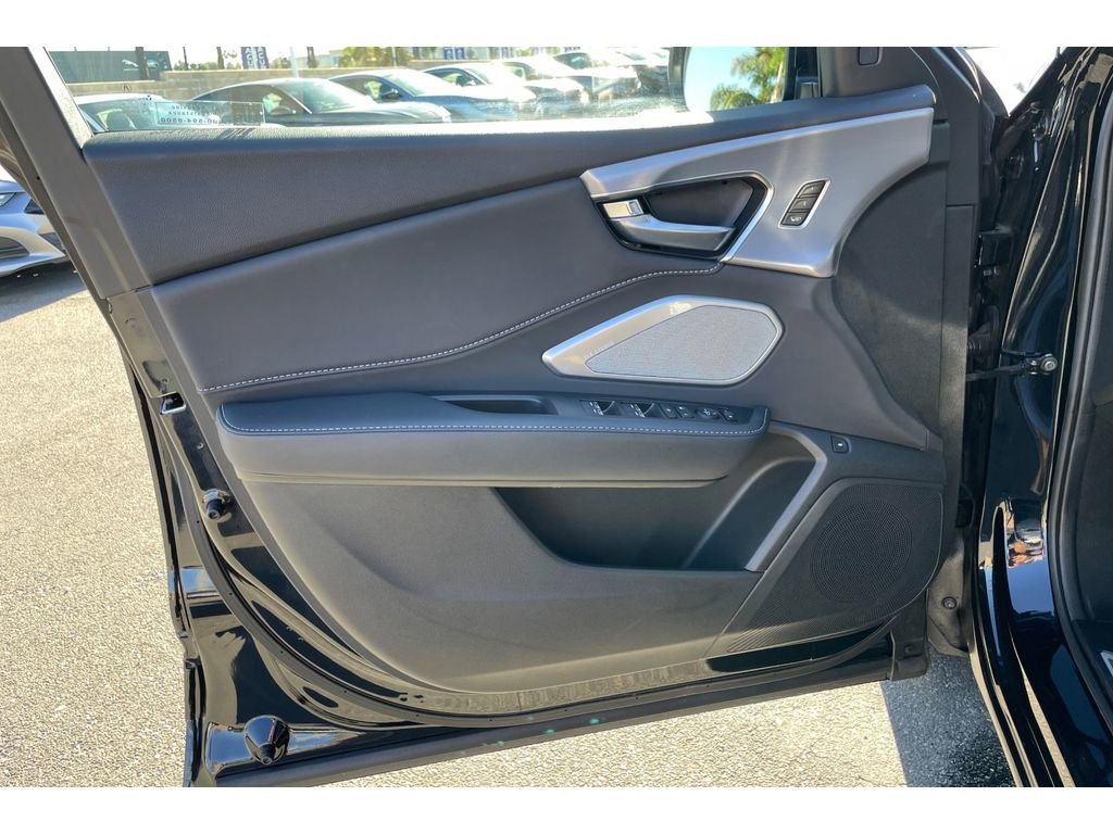 Certified 2025 Acura RDX SH-AWD w/ Technology Package image 10