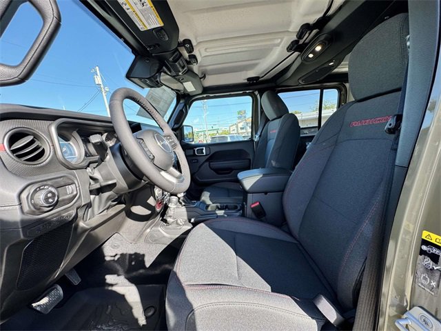 New 2025 Jeep Gladiator Rubicon w/ Convenience Group image 18
