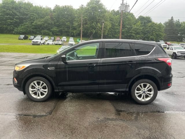 Used 2017 Ford Escape SE AWD/4WD image 9