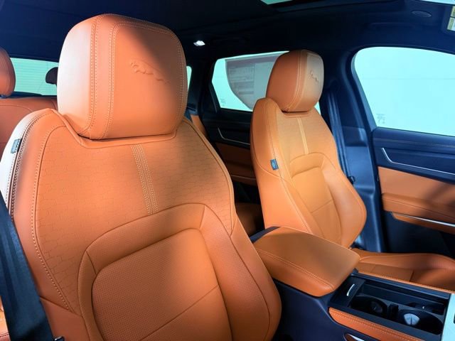 New 2026 Jaguar F-PACE R-Dynamic S image 37