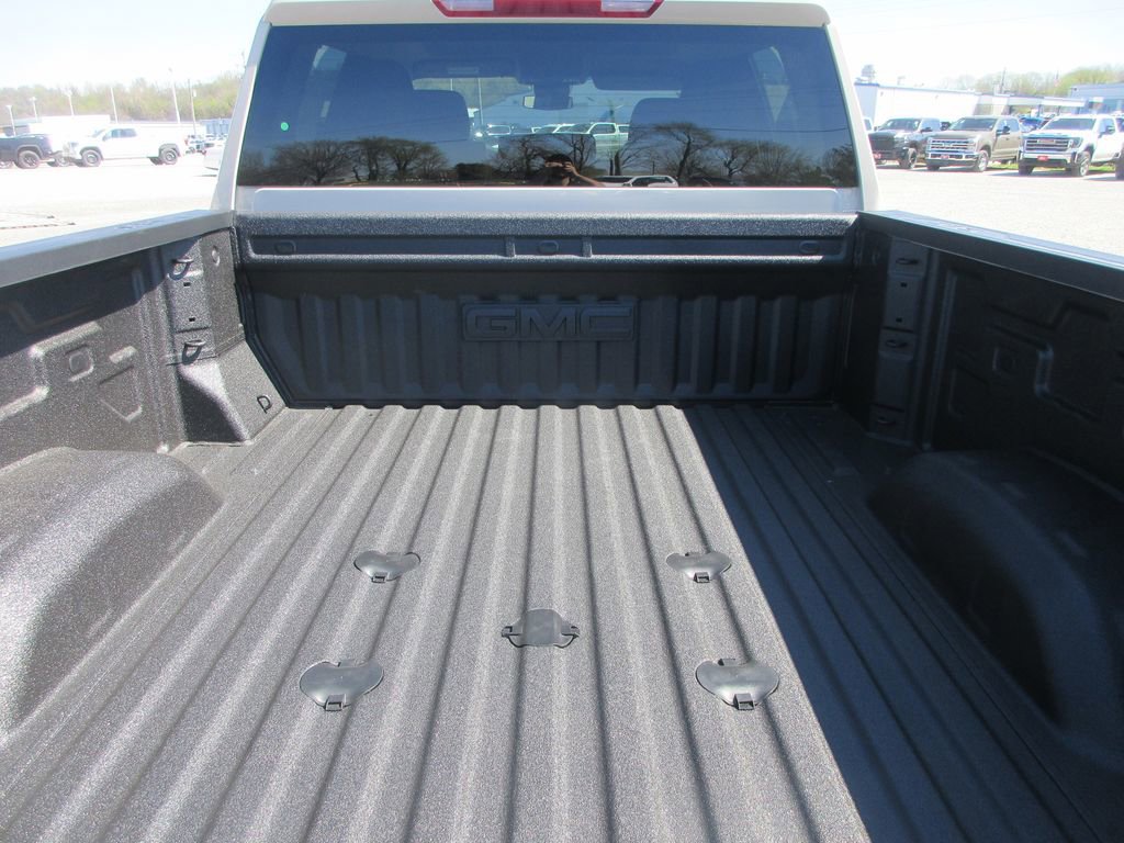 New 2026 GMC Sierra 2500 SLE w/ SLE Value Package; image 7