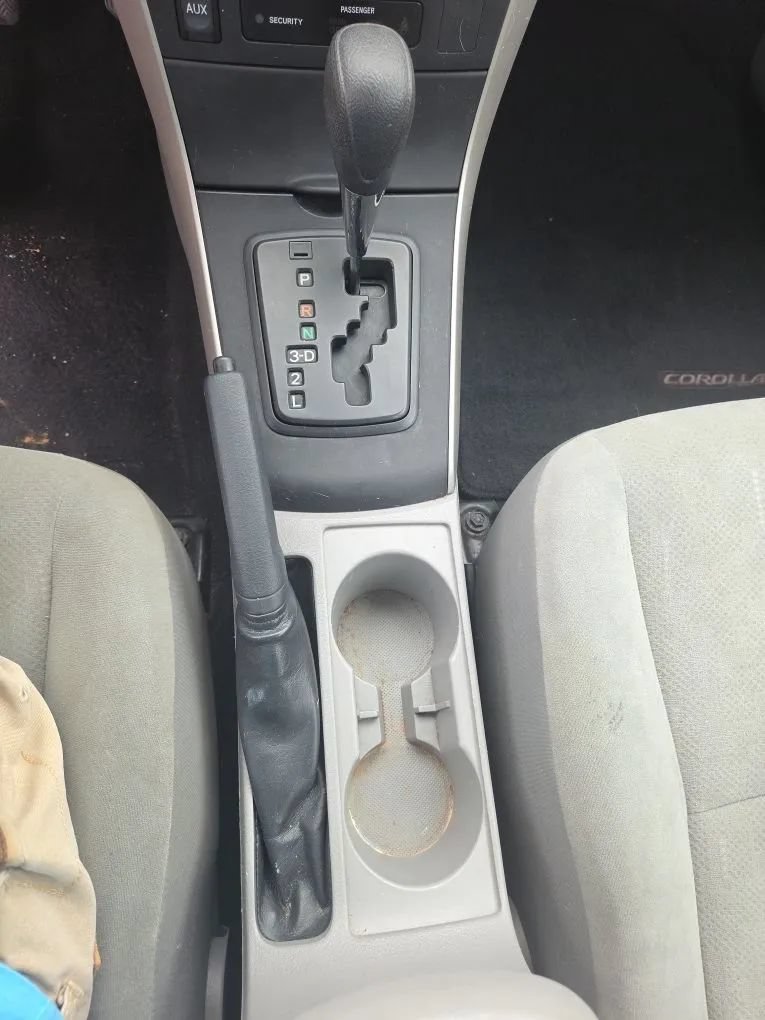 Used 2013 Toyota Corolla L FWD image 10
